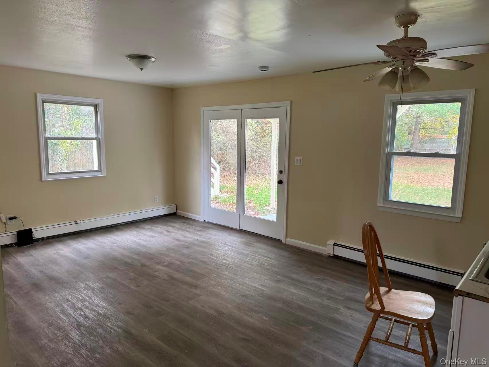 #3 photo, 20 Westfield Road, Coram , NY 11727