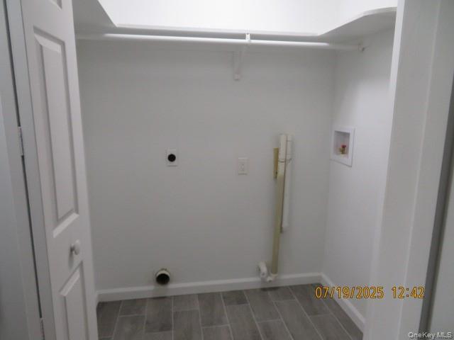 #12 photo, 10 Woodland Lane, Huntington , NY 11743