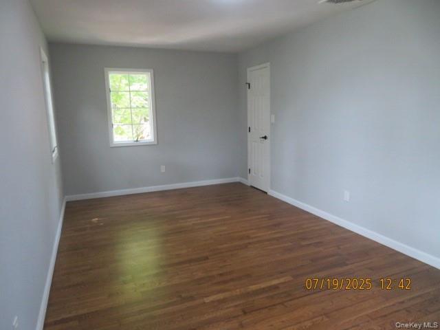 #13 photo, 10 Woodland Lane, Huntington , NY 11743