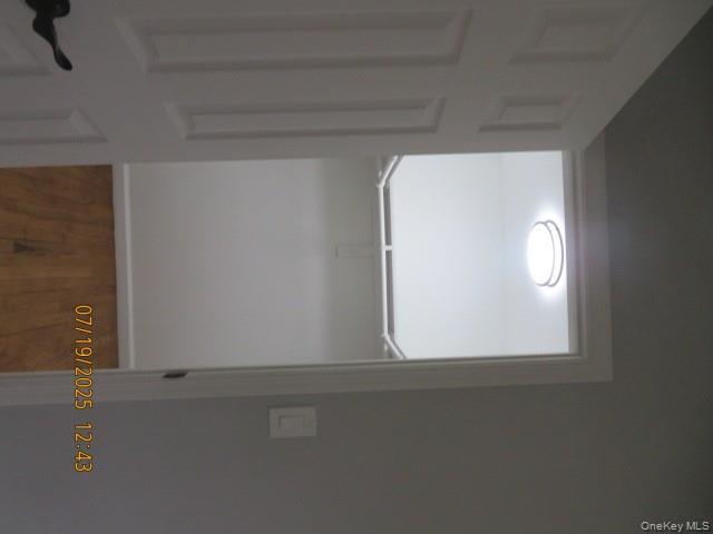 #14 photo, 10 Woodland Lane, Huntington , NY 11743