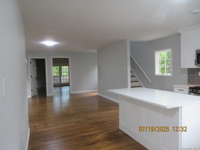 #3 photo, 10 Woodland Lane, Huntington , NY 11743