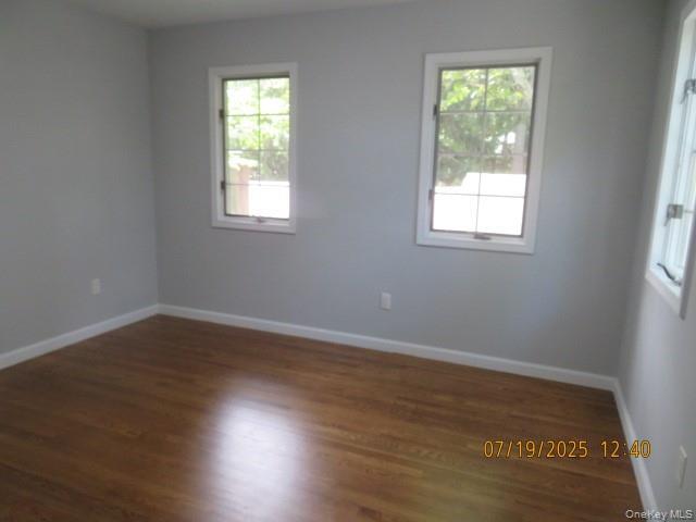 #8 photo, 10 Woodland Lane, Huntington , NY 11743