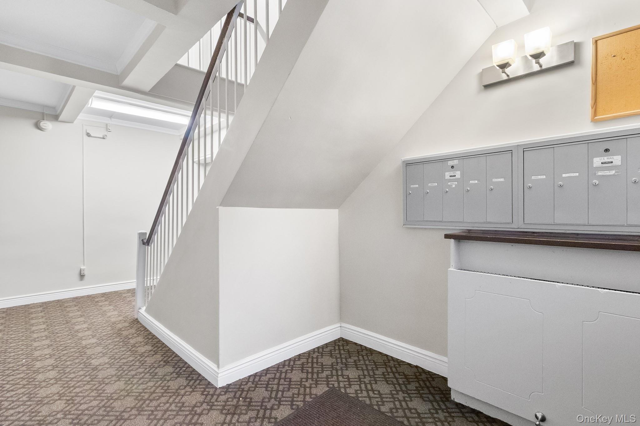 #17 photo, 1209 E Broadway, Hewlett , NY 11557