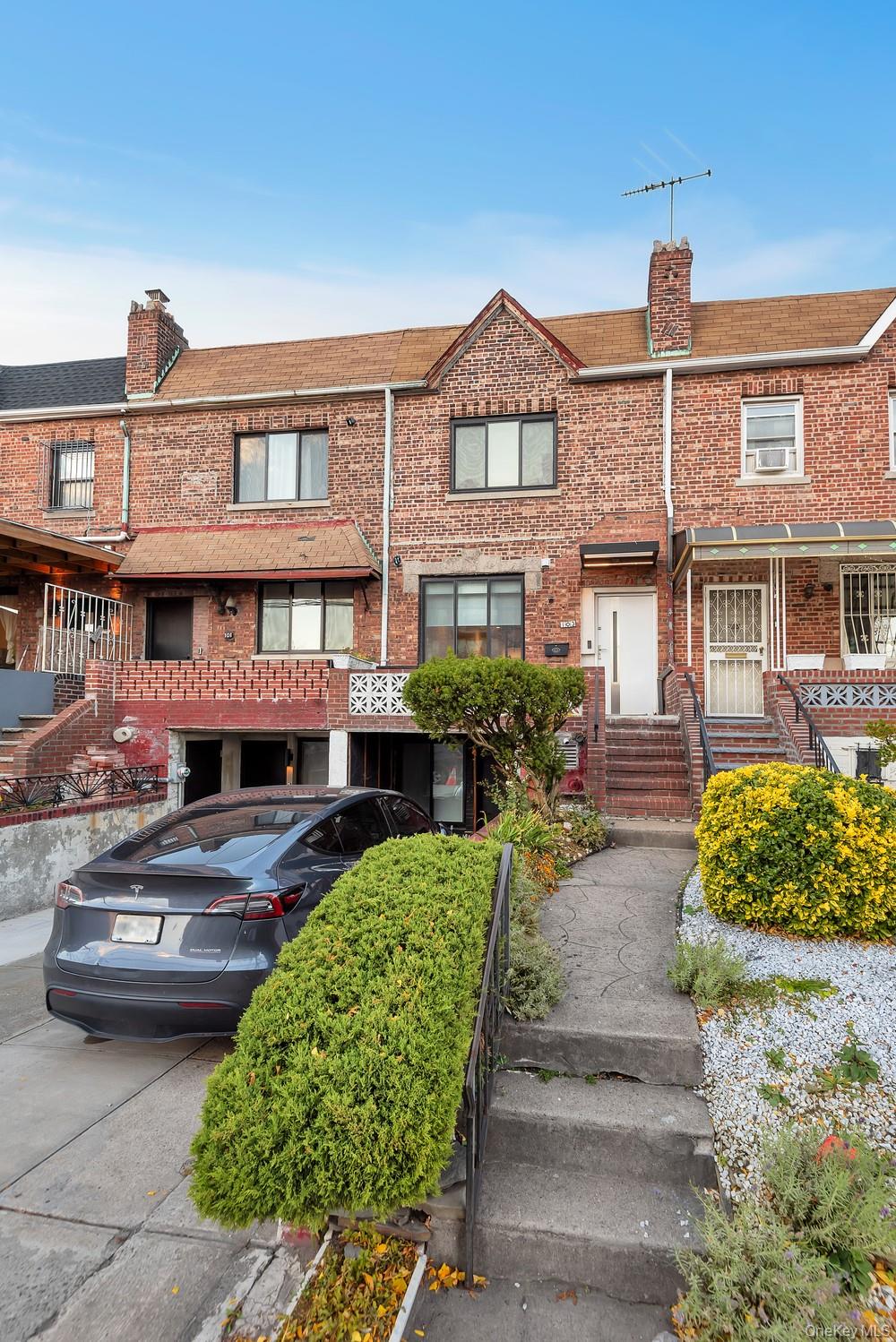 #11 photo, 103 Remsen Avenue, Brooklyn , NY 11212