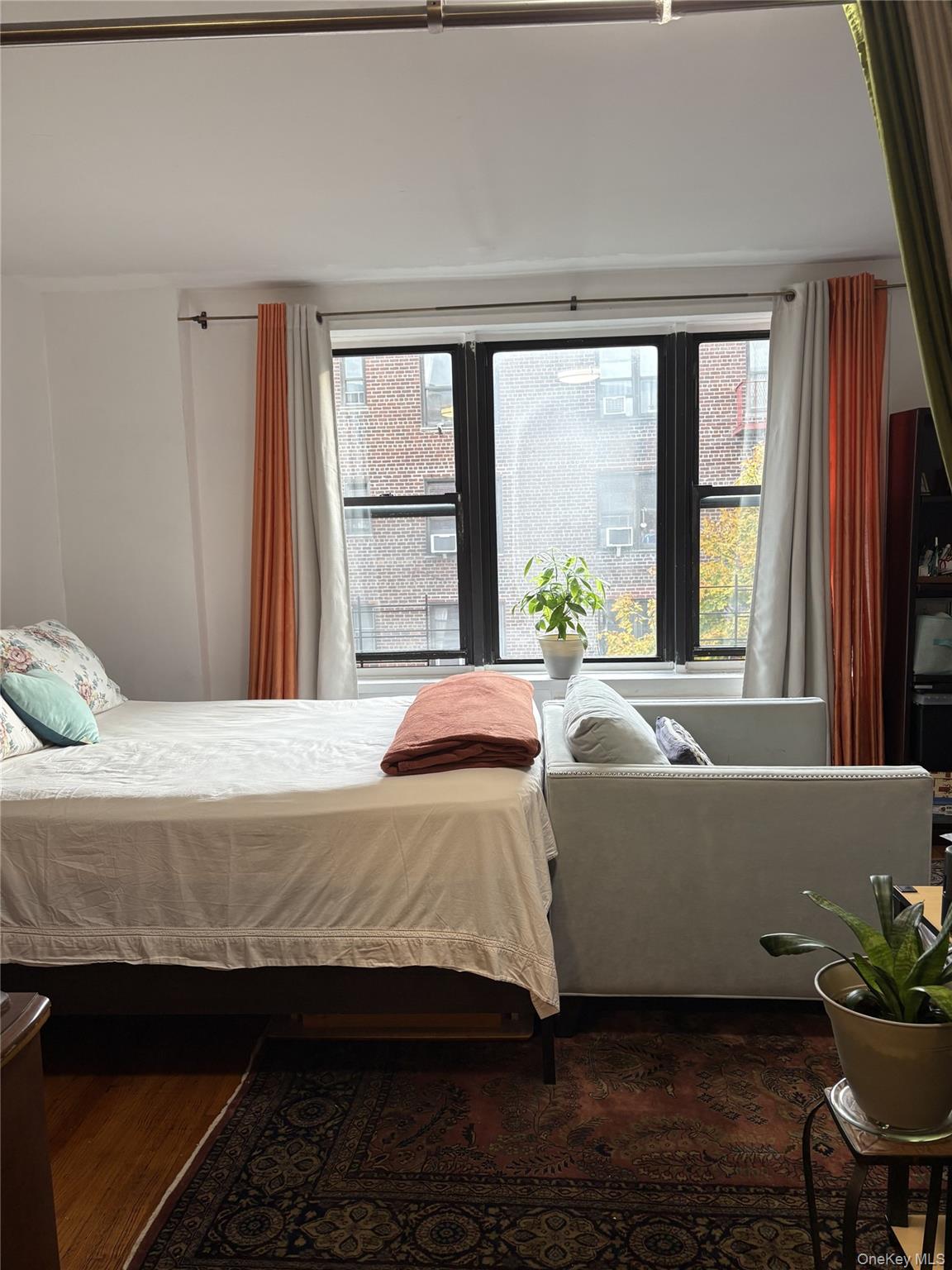 #18 photo, 41-31 51 Street, Woodside , NY 11377