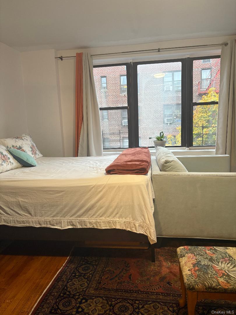 #6 photo, 41-31 51 Street, Woodside , NY 11377