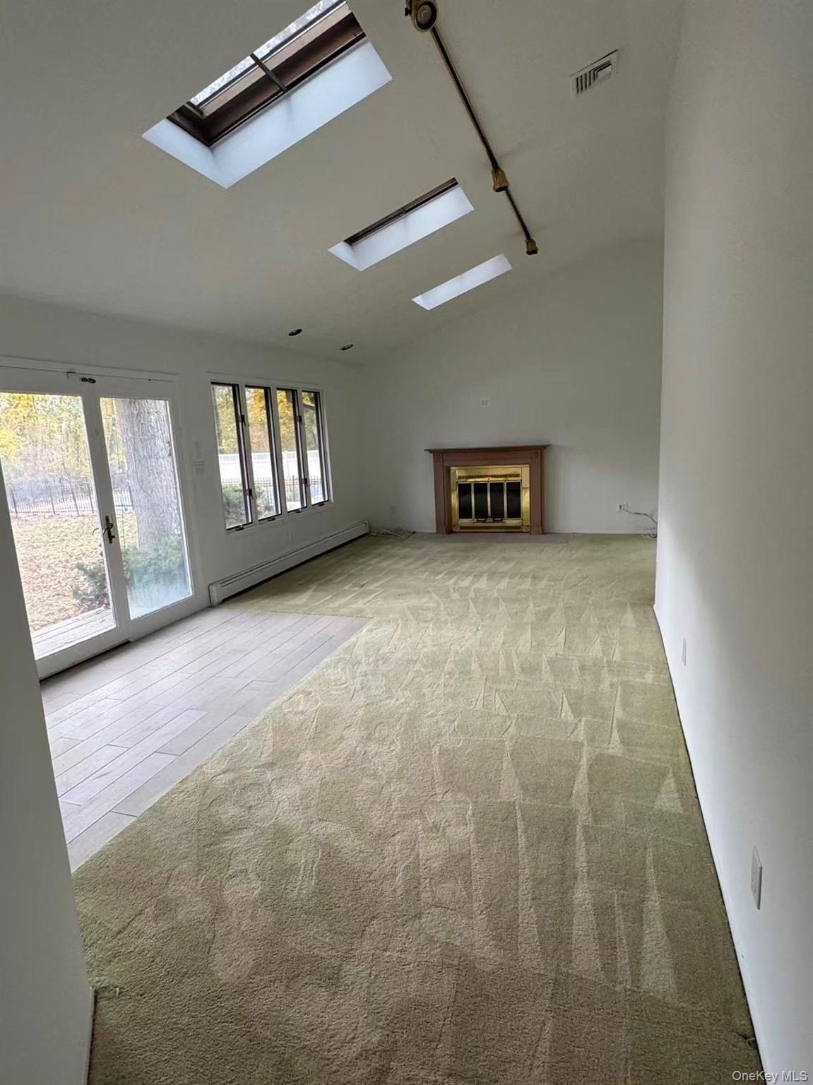 #15 photo, 4 Norgate Road, Glen Head , NY 11545