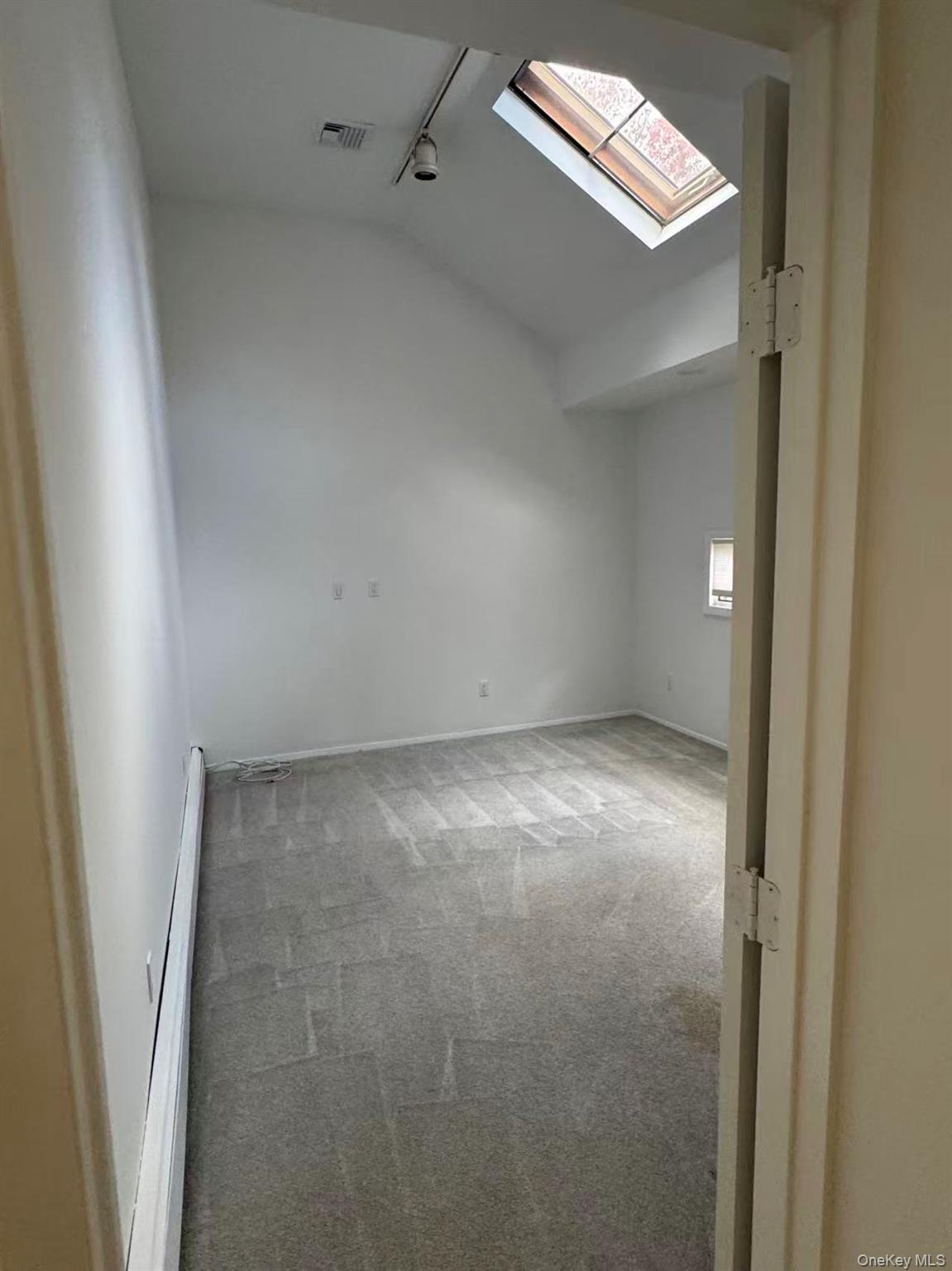 #16 photo, 4 Norgate Road, Glen Head , NY 11545