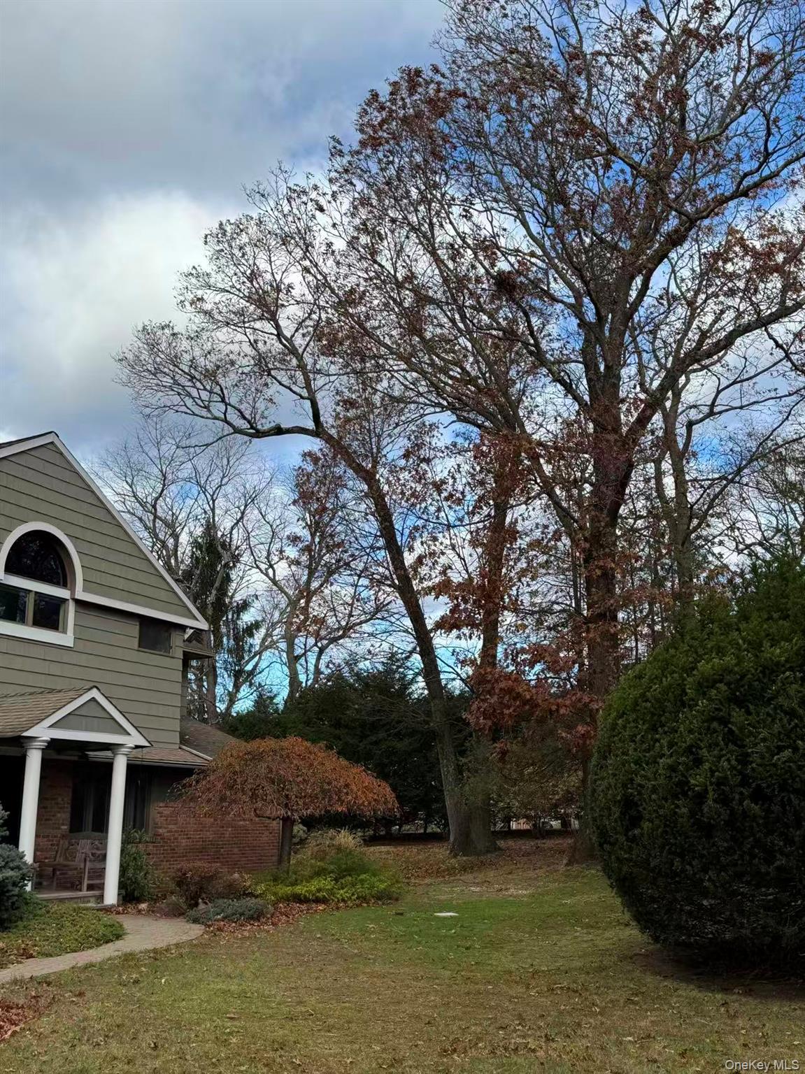 #5 photo, 4 Norgate Road, Glen Head , NY 11545