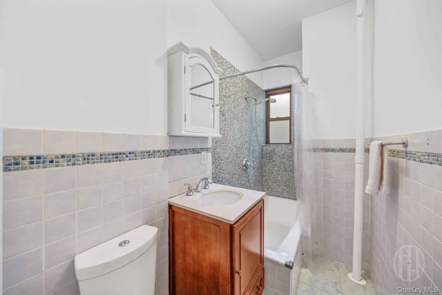 #11 photo, 3115 Broadway, New York (Manhattan) , NY 10027