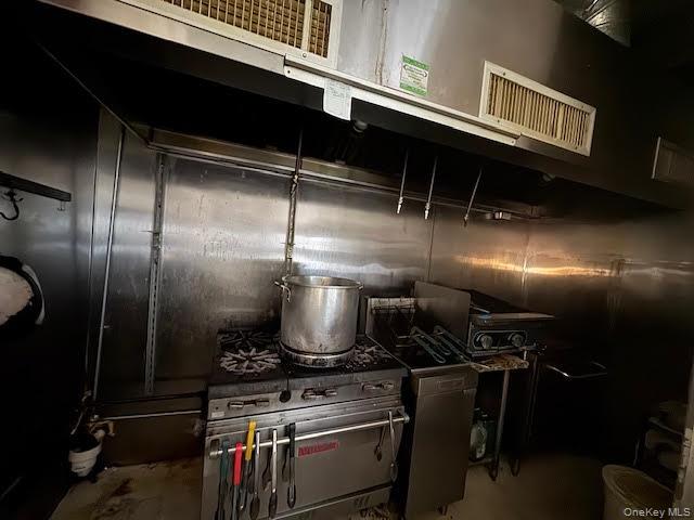 #13 photo, 318 Blooming Grove Turnpike, New Windsor , NY 12553