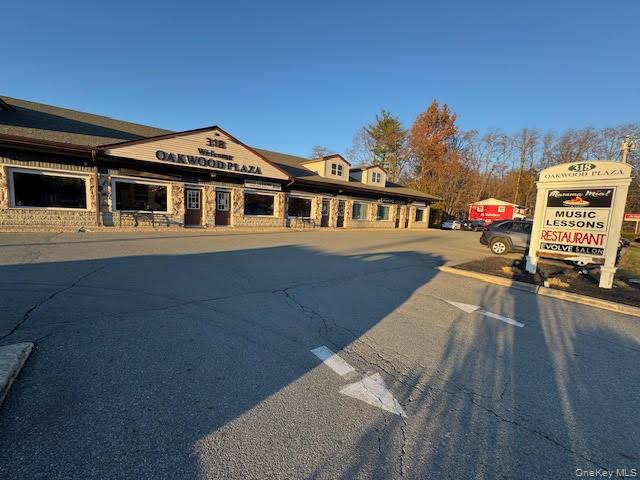 #4 photo, 318 Blooming Grove Turnpike, New Windsor , NY 12553