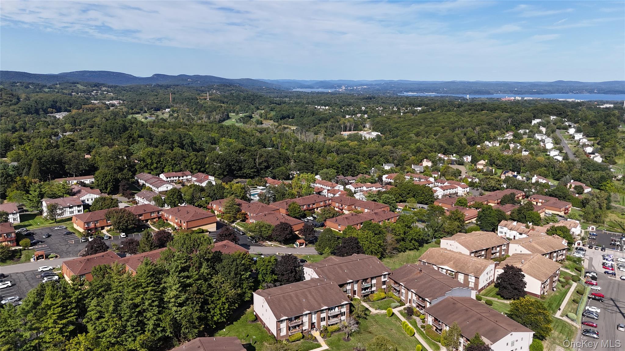 #5 photo, 174 Country Club Lane, Pomona , NY 10970