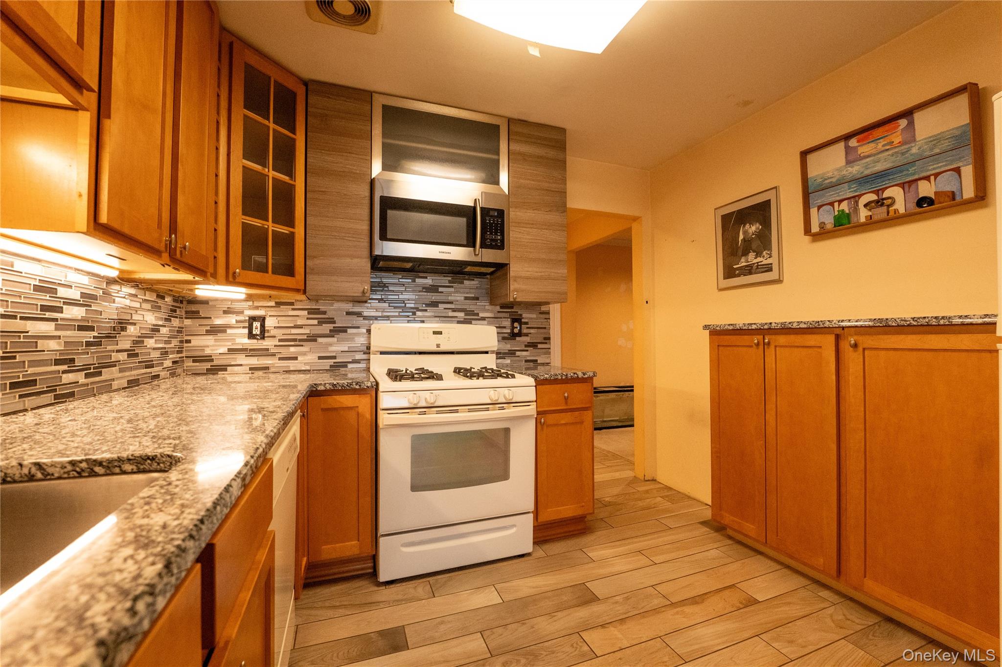 #7 photo, 174 Country Club Lane, Pomona , NY 10970