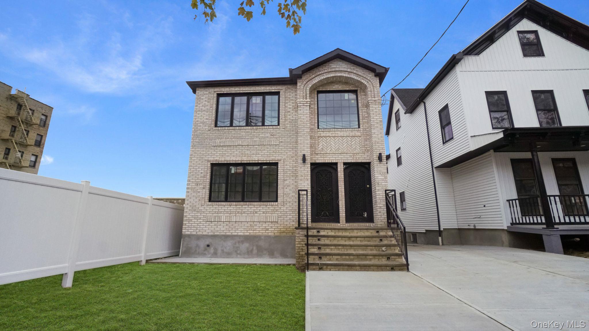 #1 photo, 342 E 234th Street, Bronx , NY 10470