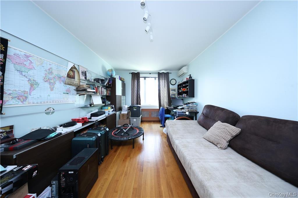 #19 photo, 2415 E 27th Street, Brooklyn , NY 11235