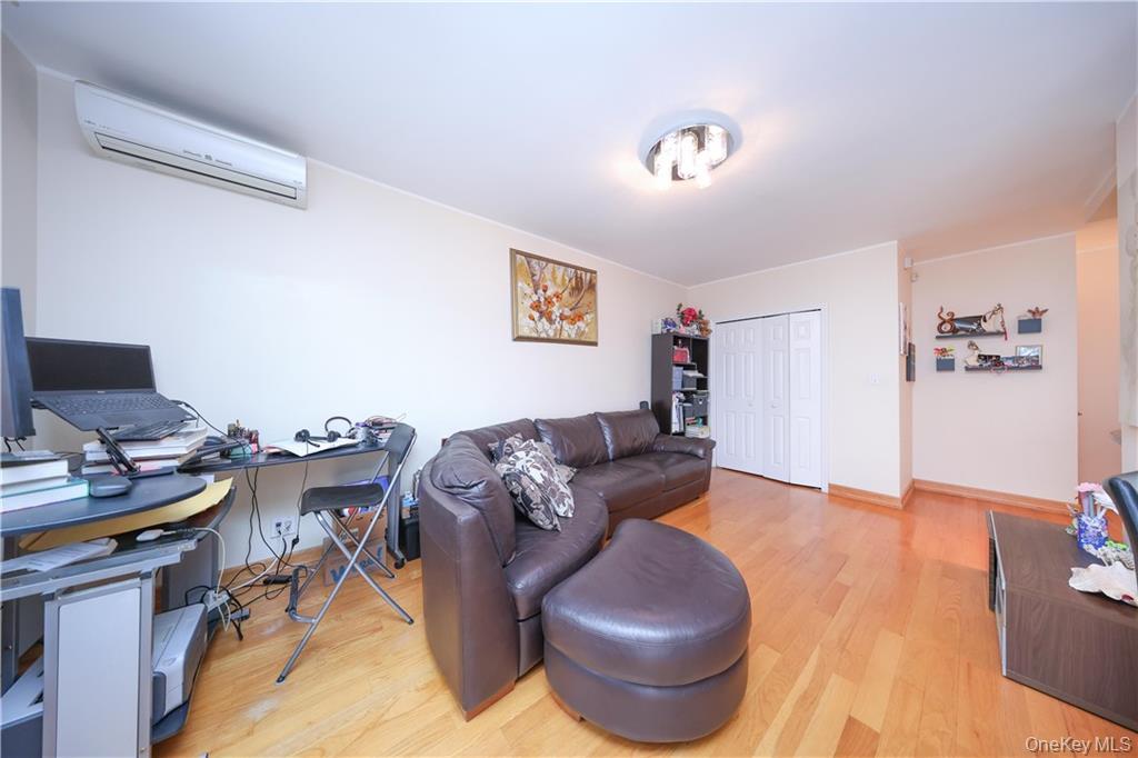 #8 photo, 2415 E 27th Street, Brooklyn , NY 11235