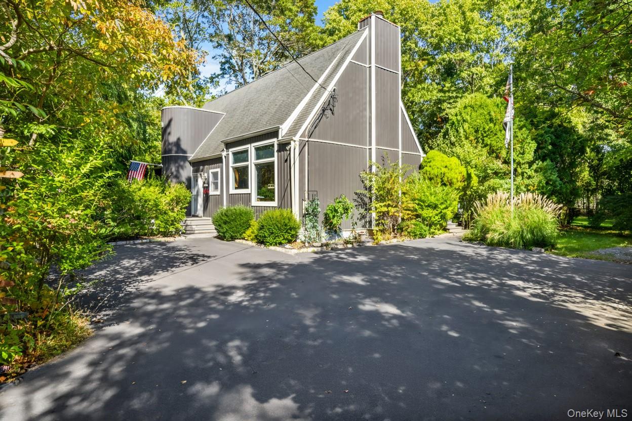 #2 photo, 107 Spinney Road, East Quogue , NY 11942