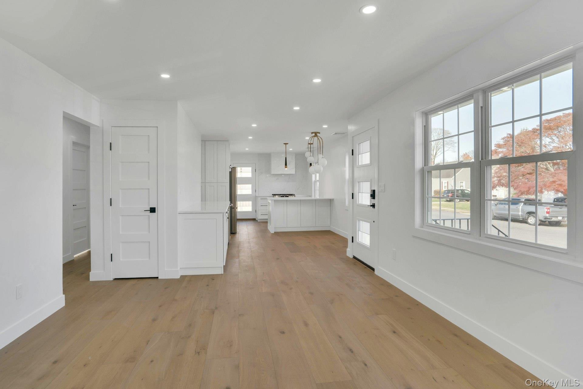 #8 photo, 243 Lido Parkway, Lindenhurst , NY 11757