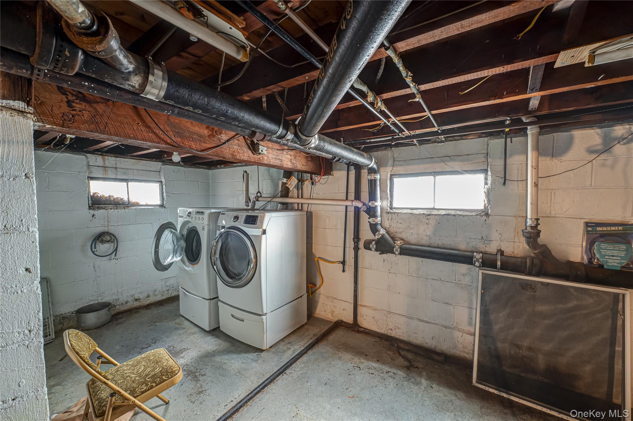 #18 photo, 2465 Woodland Avenue, Wantagh , NY 11793