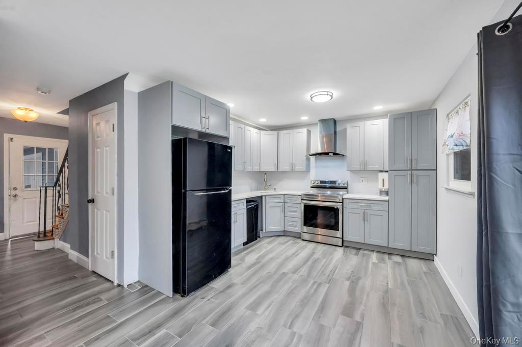 #4 photo, 154 Woodland Avenue, Central Islip , NY 11722