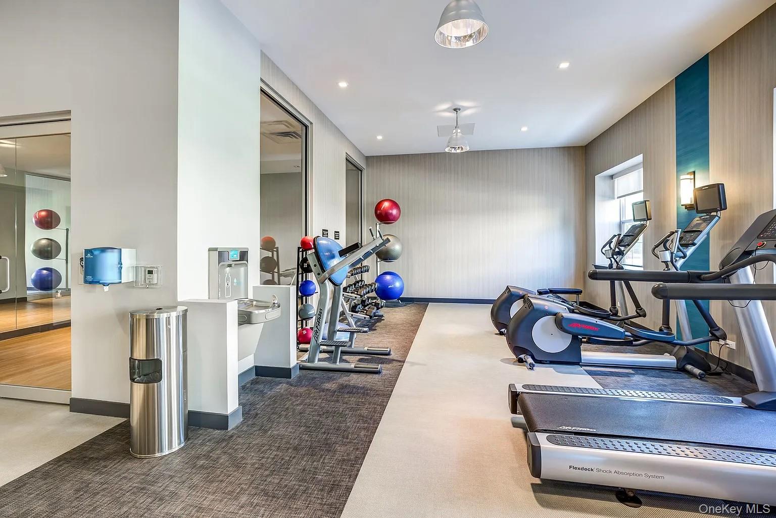 #13 photo, 201 Willett Avenue, Port Chester , NY 10573