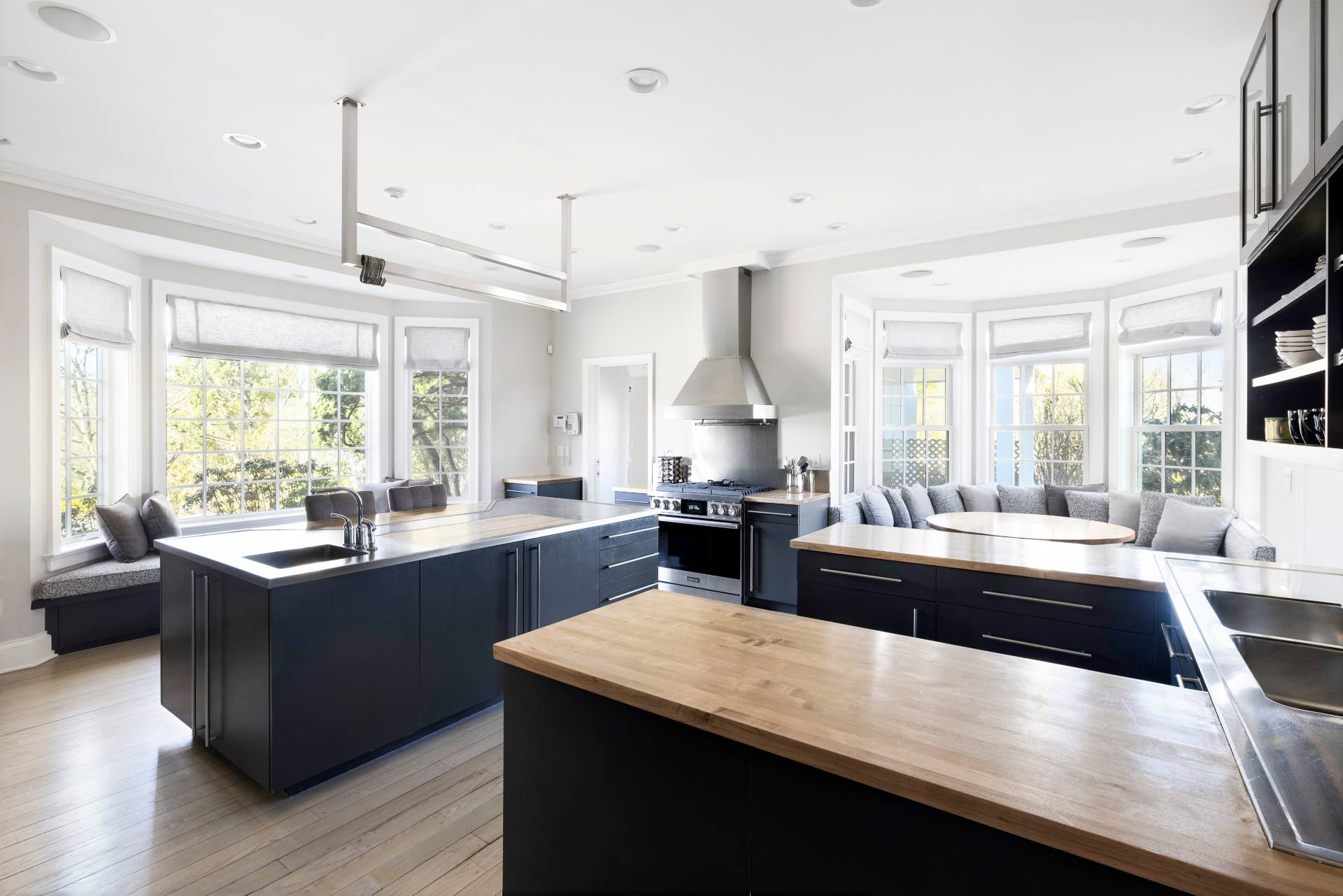 #12 photo, 54, 24, 20 Jule Pond Drive, Water Mill , NY 11968