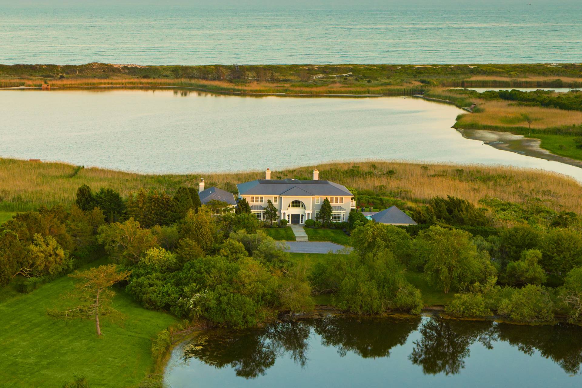 #7 photo, 54, 24, 20 Jule Pond Drive, Water Mill , NY 11968