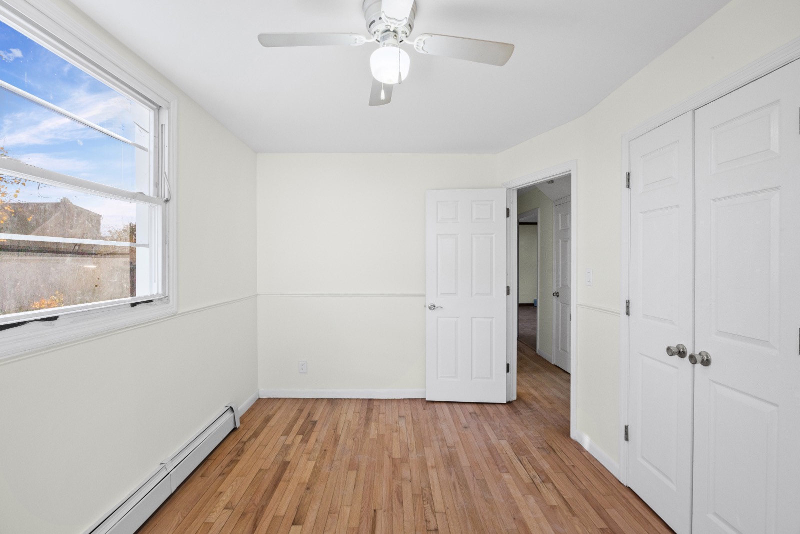 #16 photo, 1565 10th St, West Babylon , NY 11704