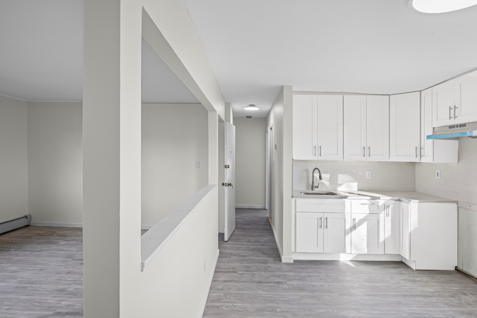 #24 photo, 1565 10th St, West Babylon , NY 11704