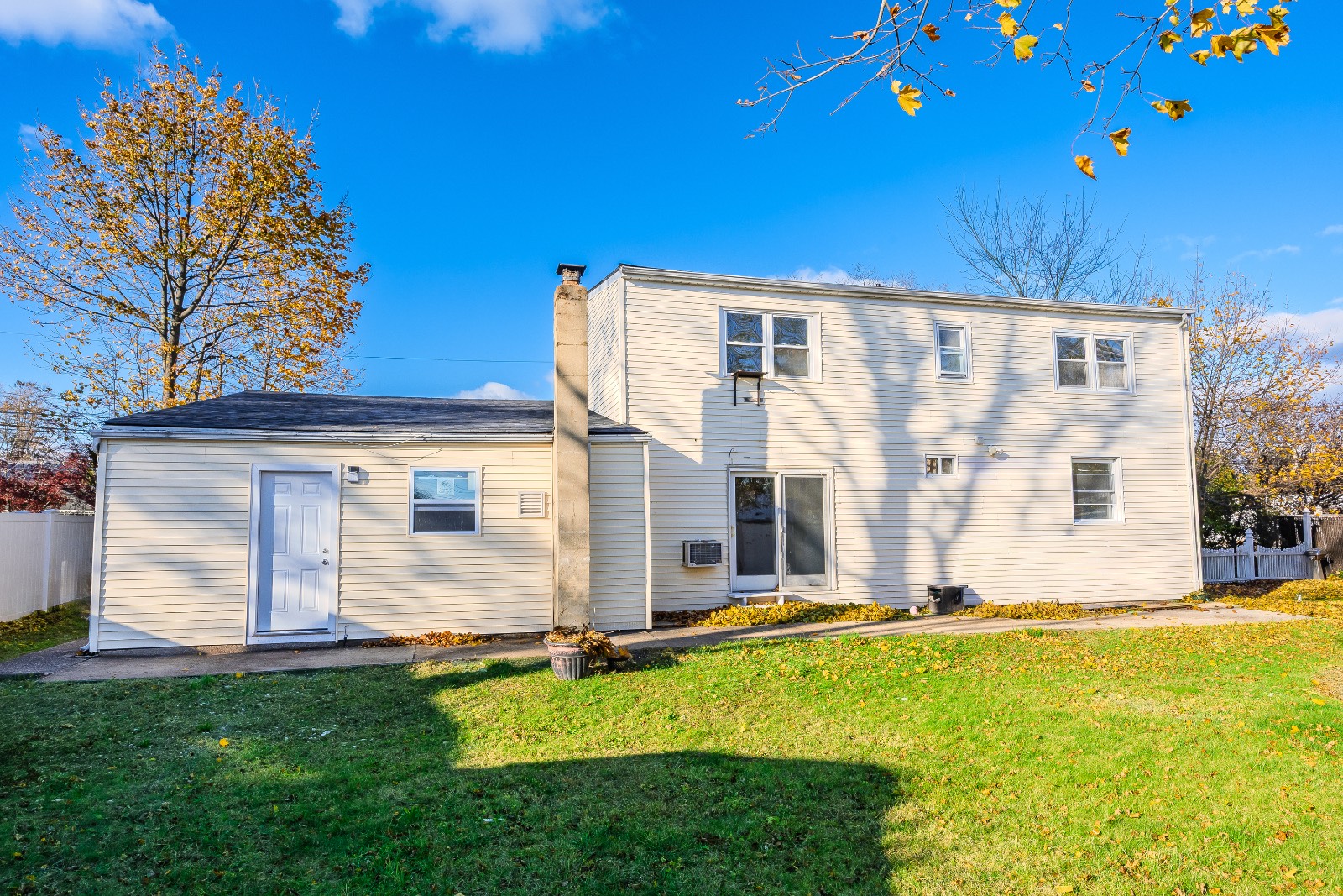 #30 photo, 1565 10th St, West Babylon , NY 11704