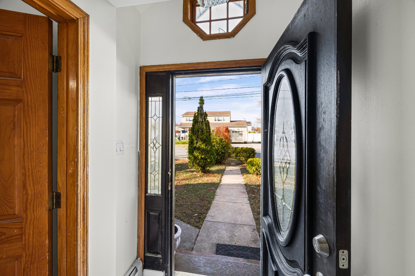 #4 photo, 1565 10th St, West Babylon , NY 11704