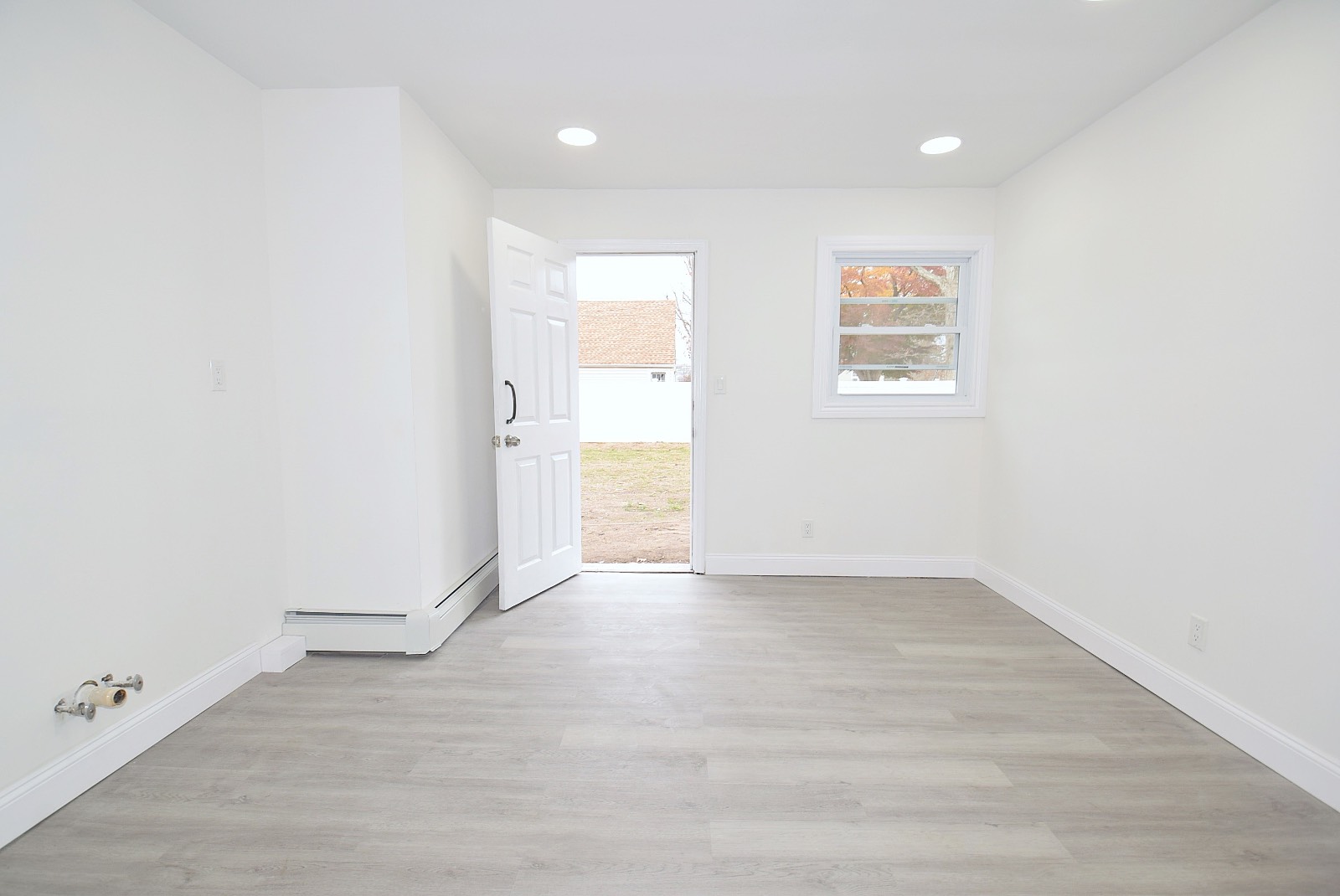 #31 photo, 21 Hancock St, سوفولك Islandia , NY 11749