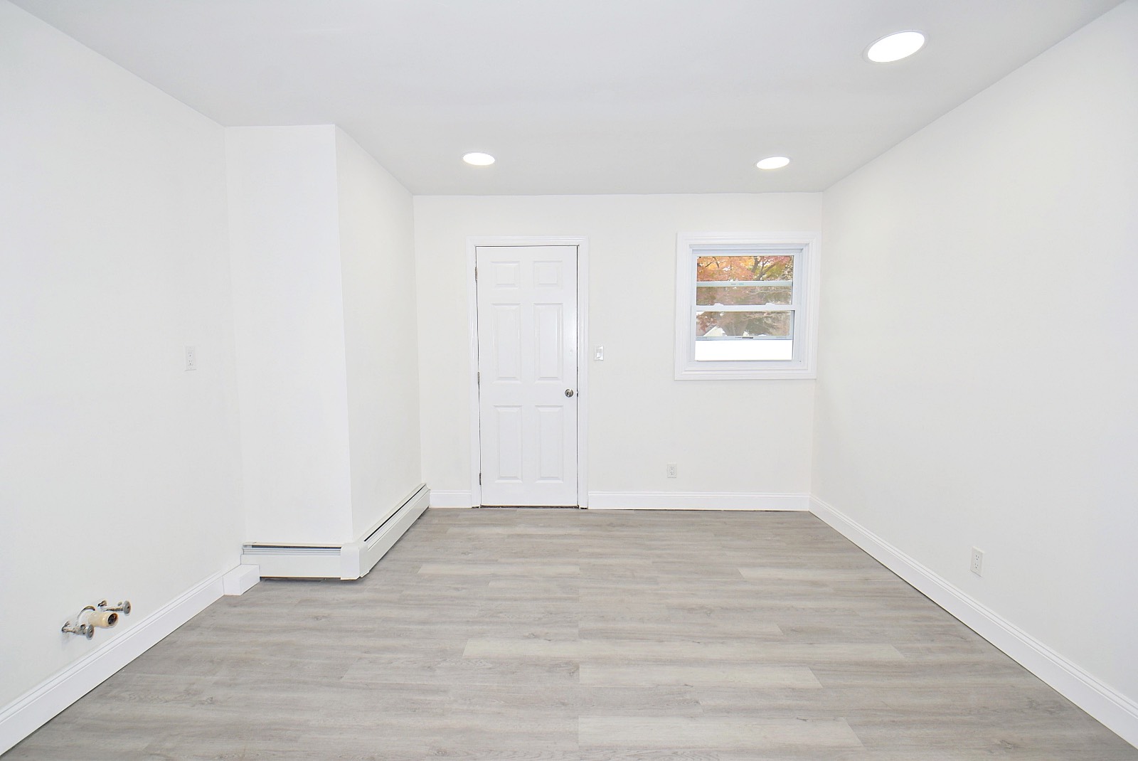 #32 photo, 21 Hancock St, سوفولك Islandia , NY 11749