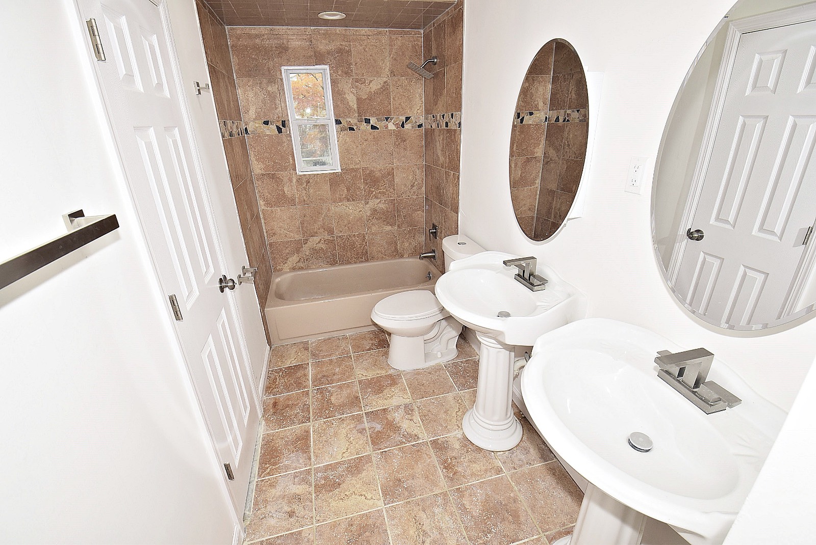 #36 photo, 21 Hancock St, سوفولك Islandia , NY 11749