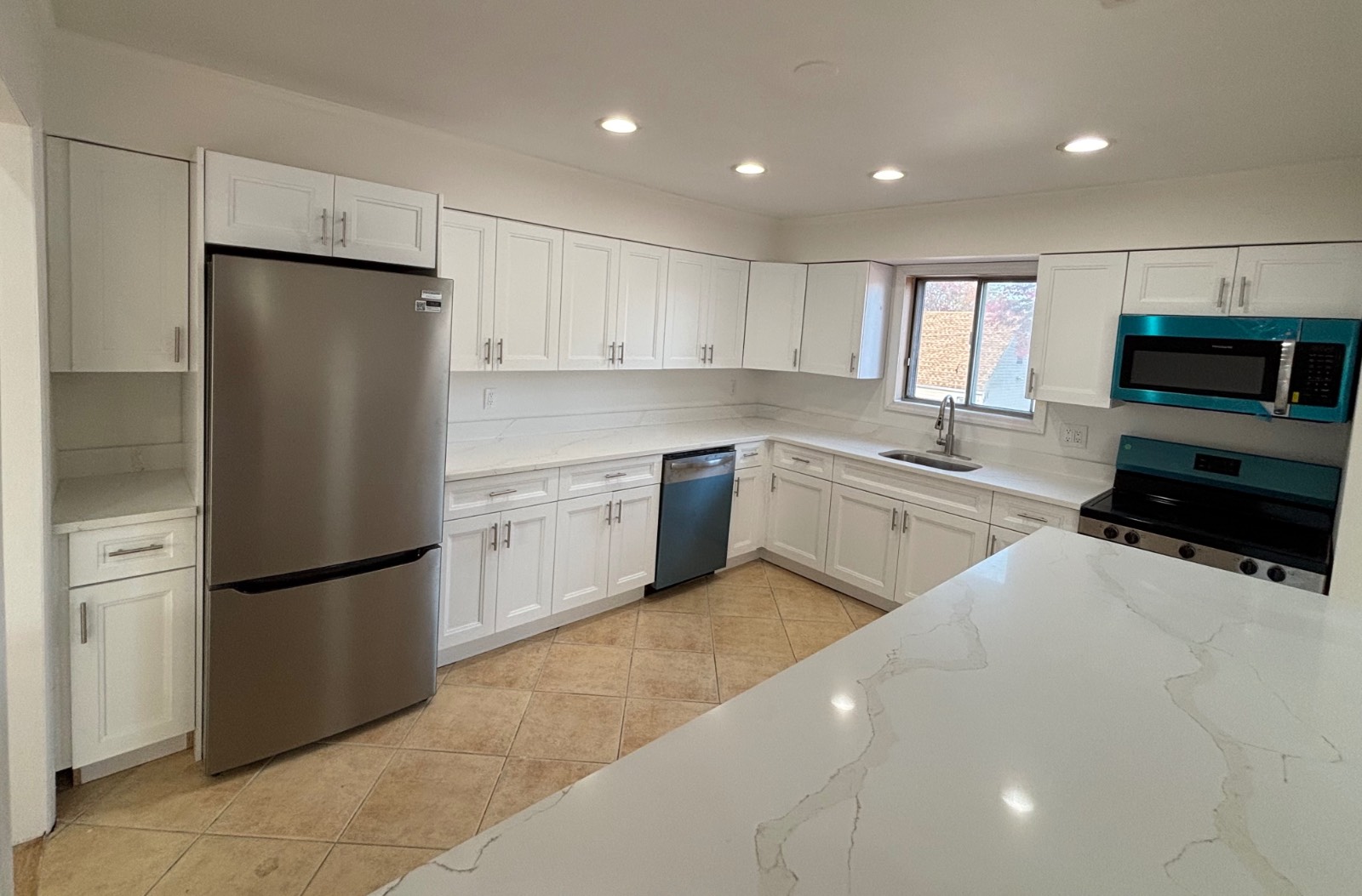 #4 photo, 21 Hancock St, Islandia , NY 11749