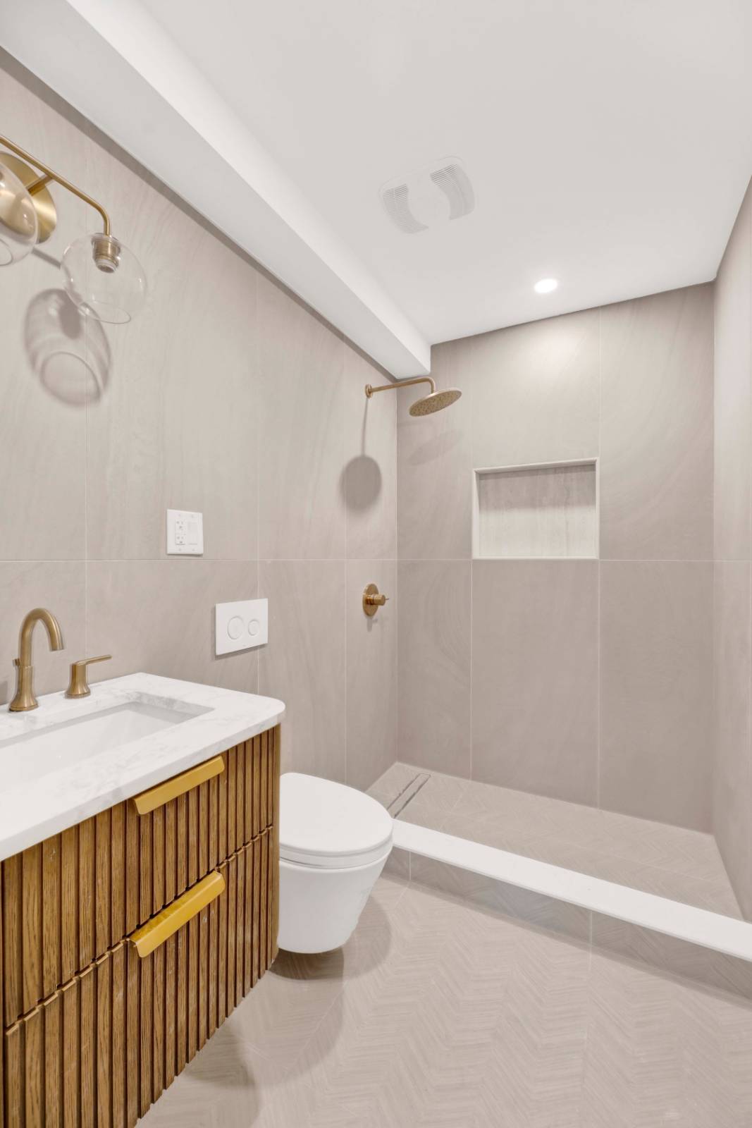 #6 photo, 526 central ave, Bushwick , NY 11221