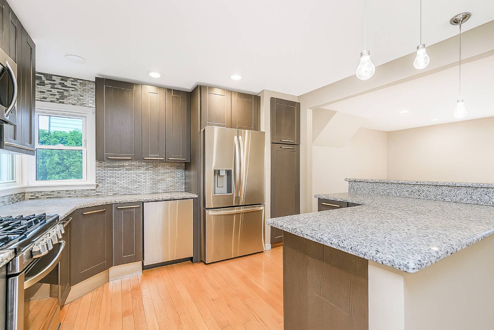 #11 photo, 46 Durges St., Staten Island , NY 10304