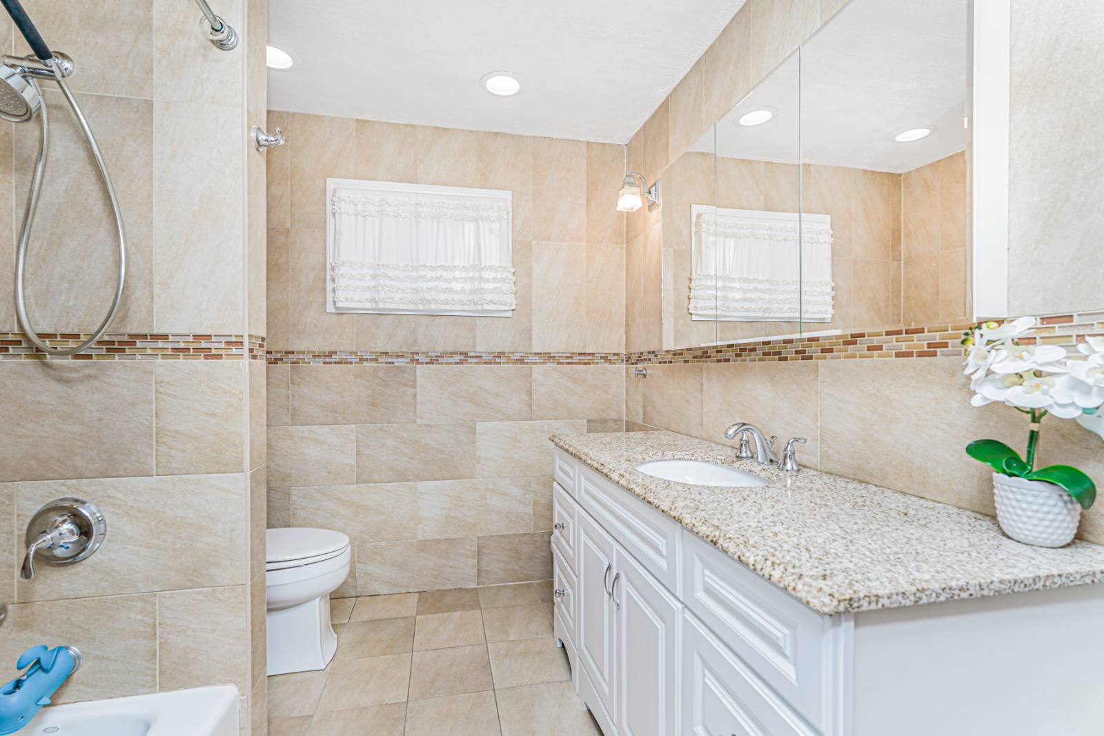 #15 photo, 46 Durges St., Staten Island , NY 10304