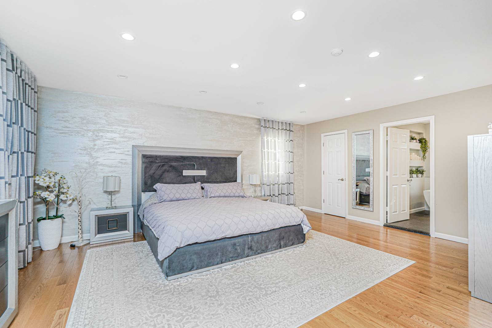 #21 photo, 46 Durges St., Staten Island , NY 10304