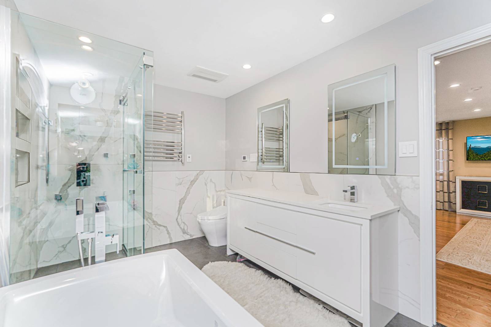 #24 photo, 46 Durges St., Staten Island , NY 10304