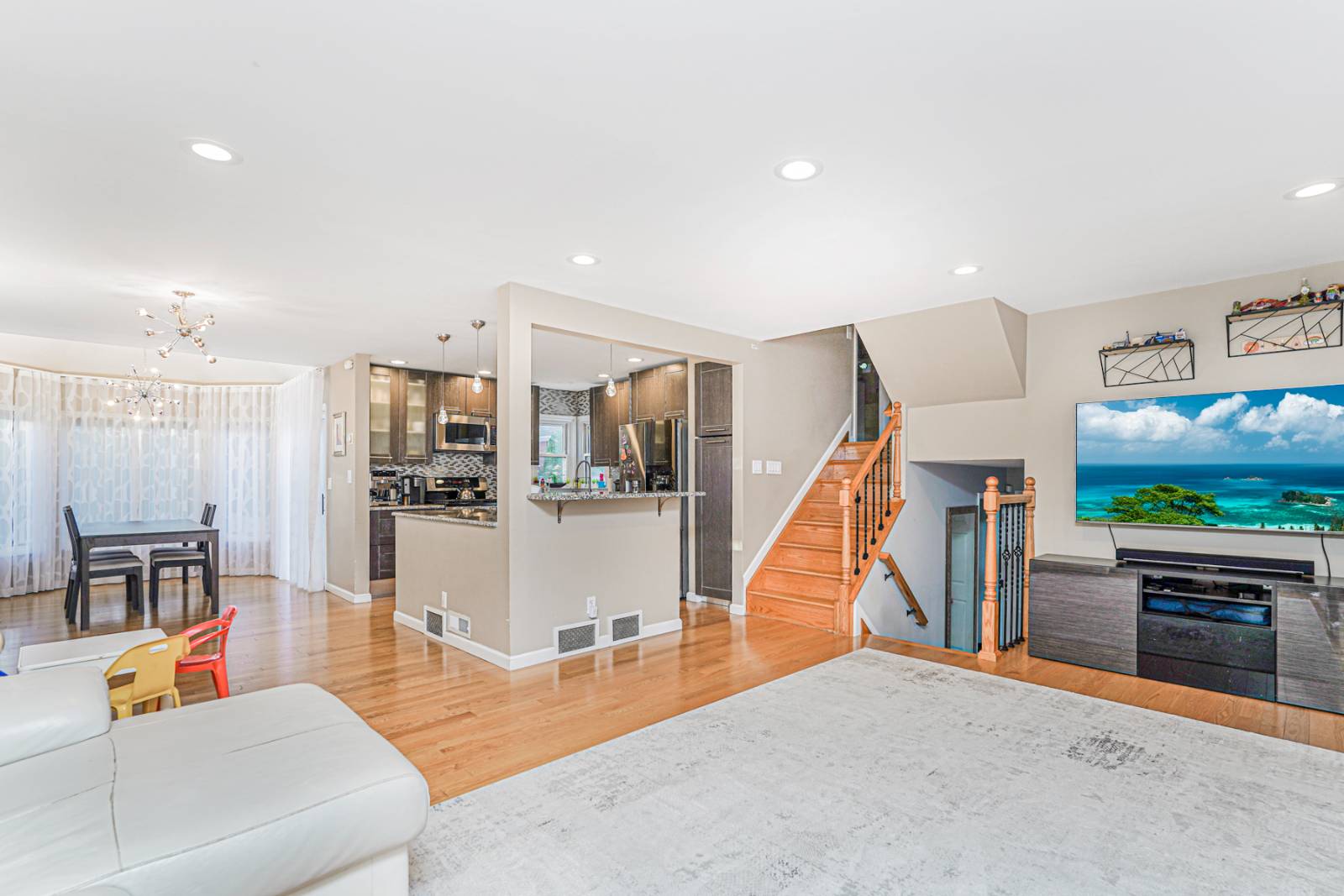 #6 photo, 46 Durges St., Staten Island , NY 10304