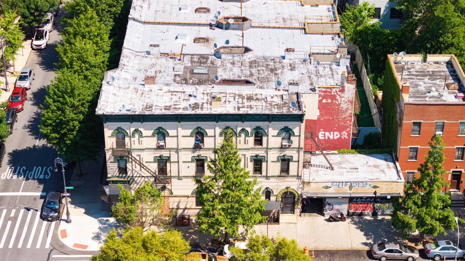 #3 photo, 531 Kosciuszko St, Brooklyn , NY 11221