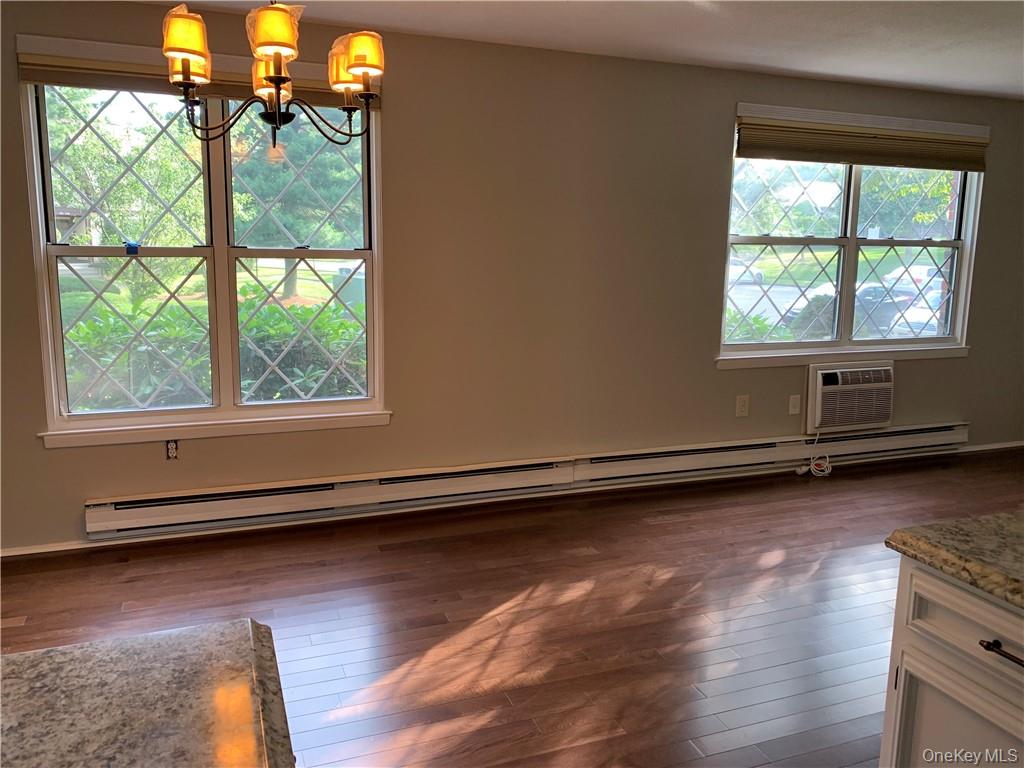 #5 photo, 565 Sierra Vista Lane, Valley Cottage , NY 10989