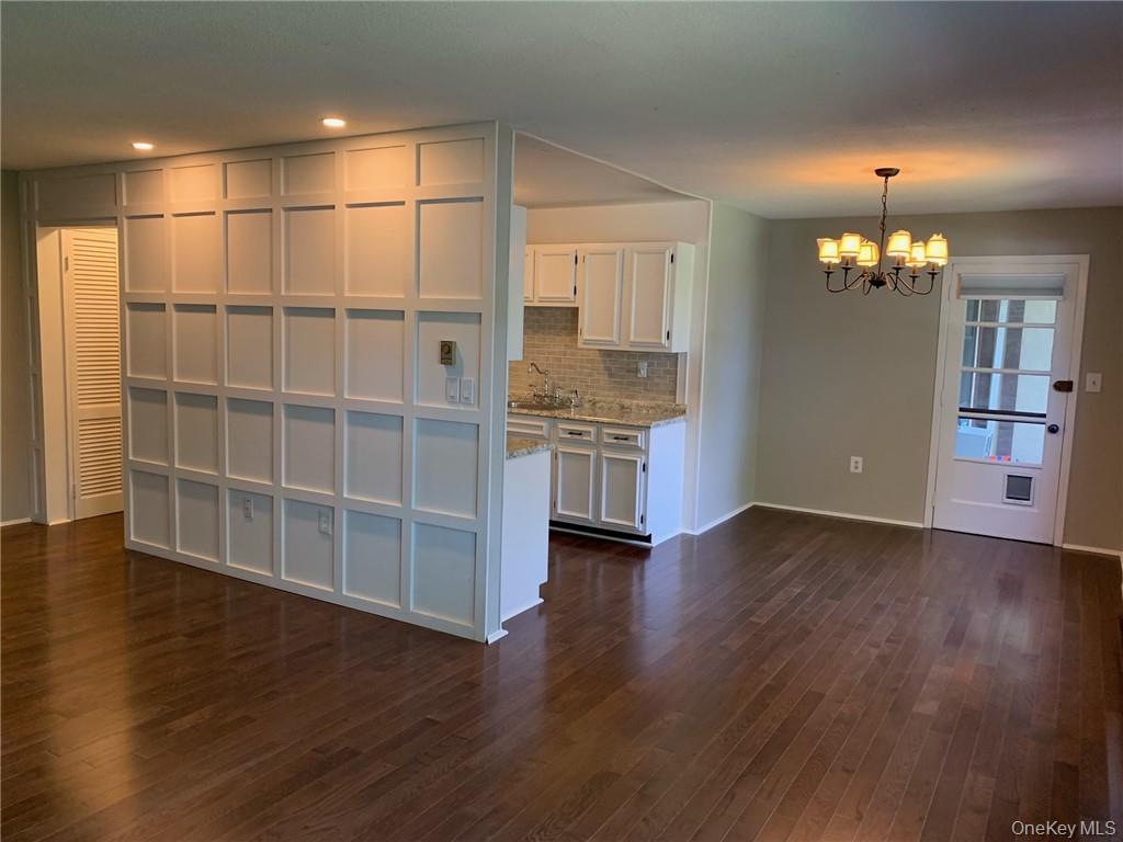 #7 photo, 565 Sierra Vista Lane, Valley Cottage , NY 10989