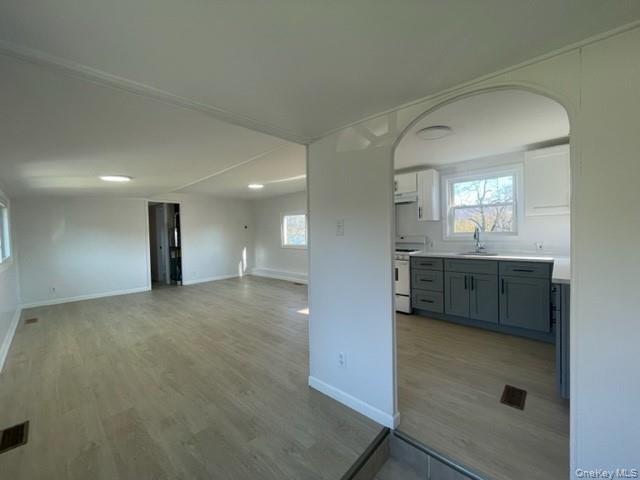 #14 photo, 6 Union Avenue, New Windsor , NY 12553