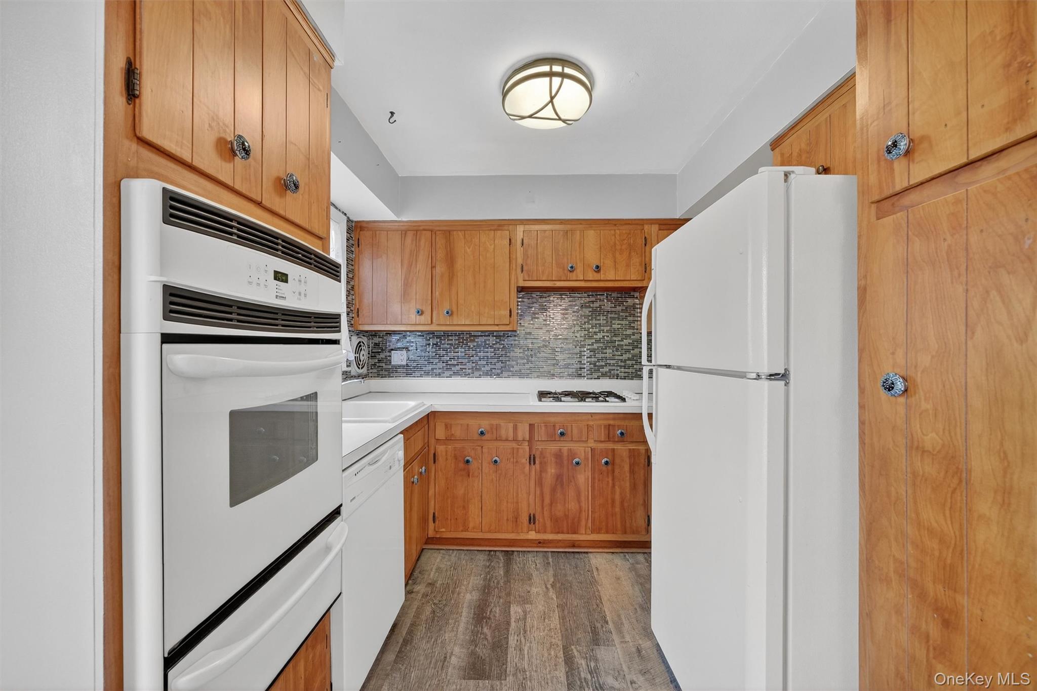 #15 photo, 5 Oxford Court, Suffern , NY 10901