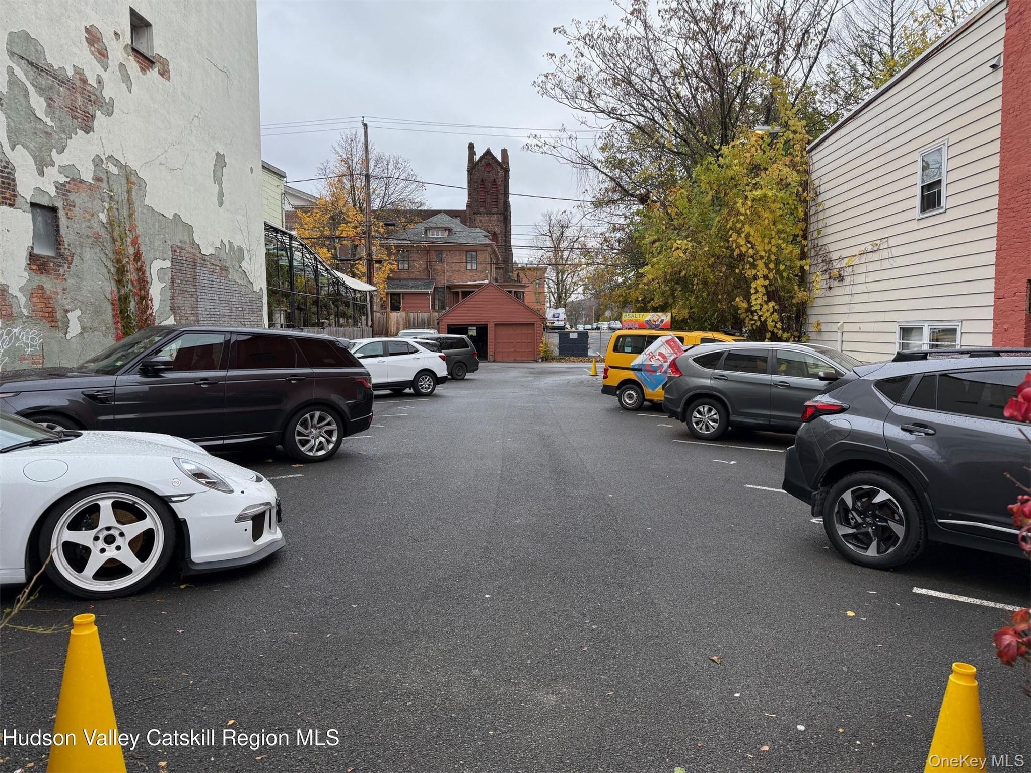 #4 photo, 411 Warren Street, Hudson , NY 12534