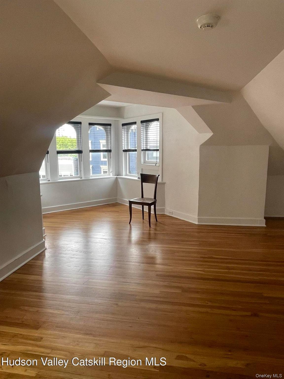 #19 photo, 420 Warren, Hudson , NY 12534