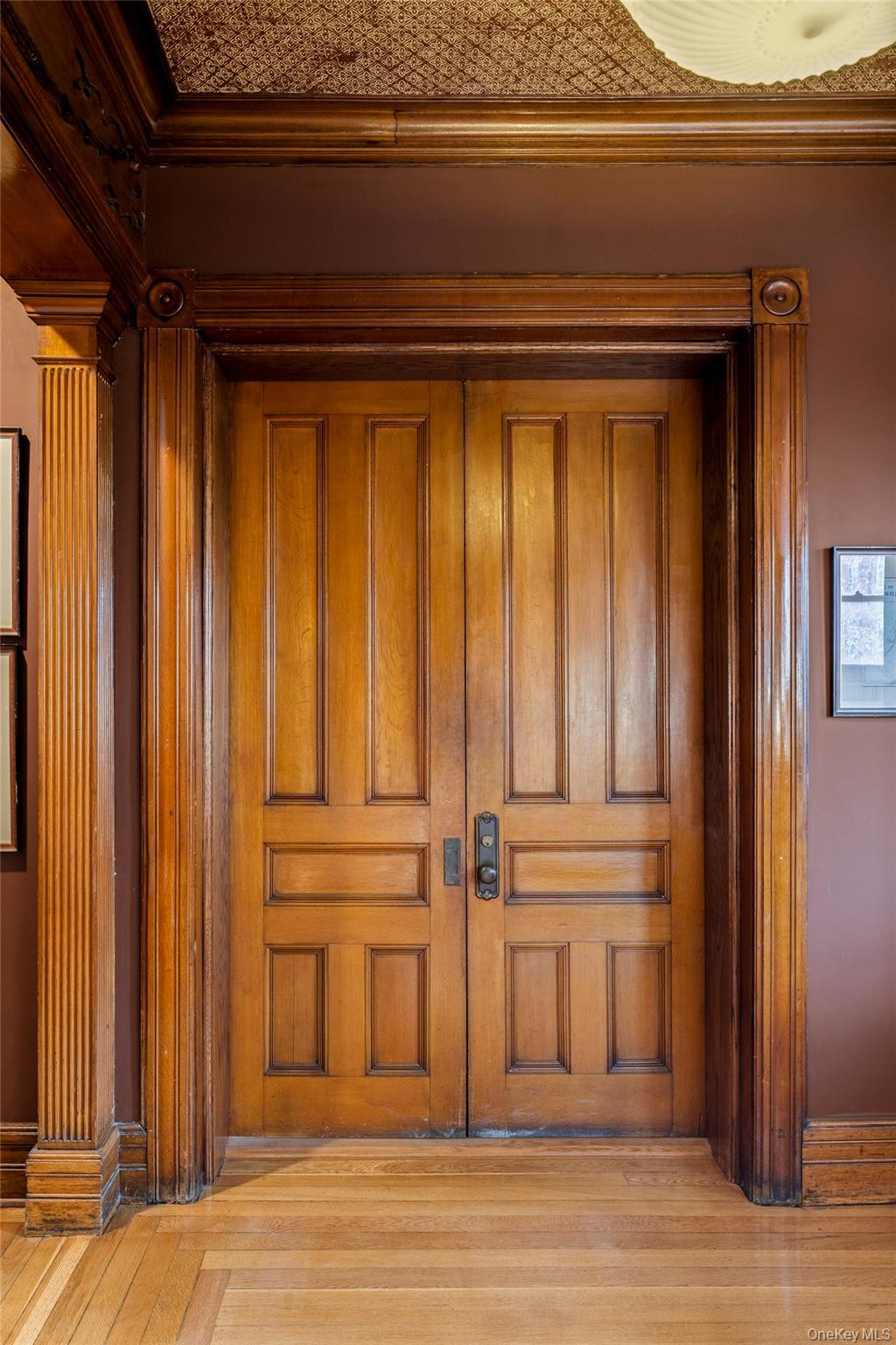 #9 photo, 420 Warren, Hudson , NY 12534